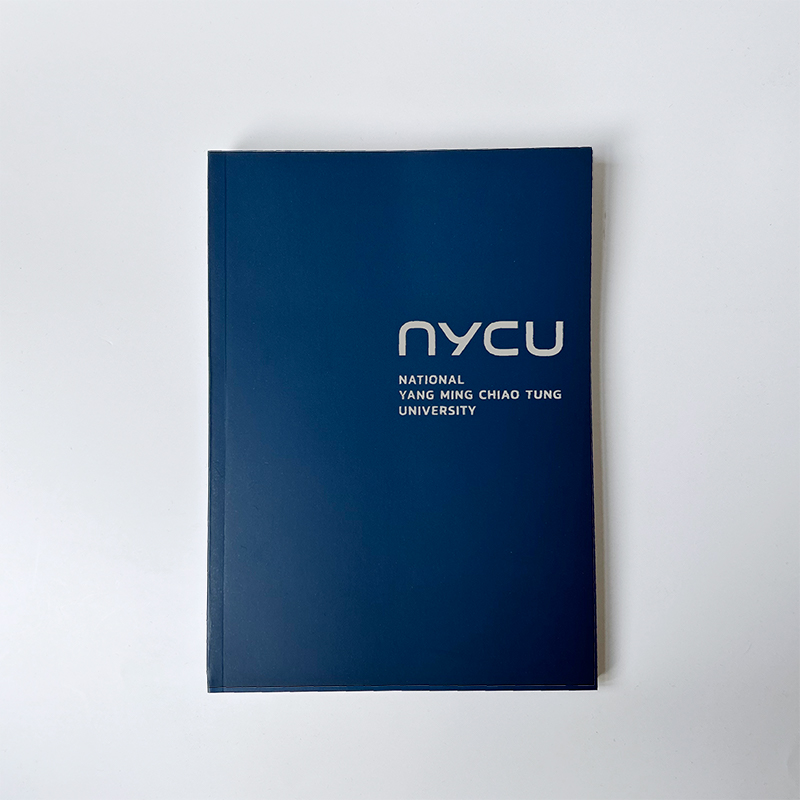 【Colaz酷樂網】NYCU深藍燙銀筆記本_A5／A5 Foil Crest Notebook